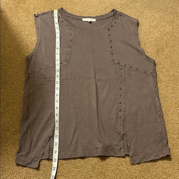 Studded Sleeveless Tee Womens Size M - Picture 5 of 6
